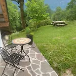 Posestvo Tmzek *