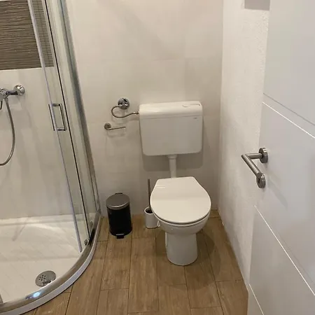 Počitniška hiša Posestvo Tmzek